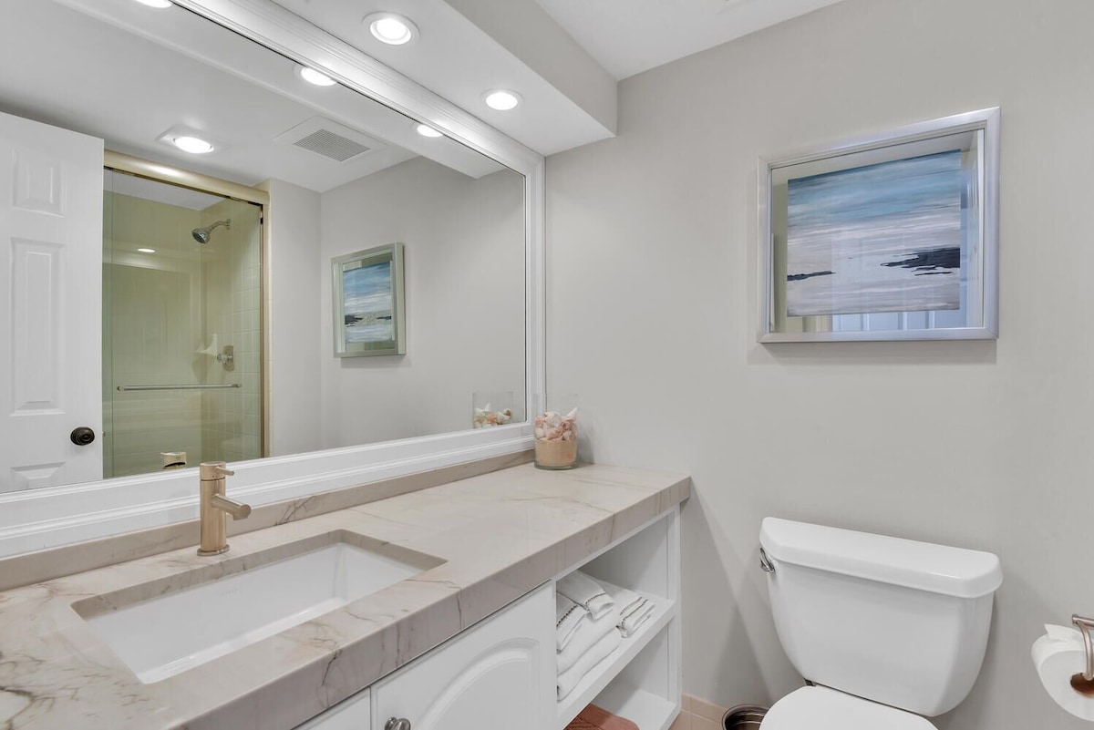 Photo 20 of Beachfront delight in the Moorings!