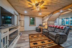 Smart TV, chimenea