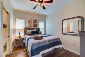 5 makuuhuonetta, silitysrauta/-lauta, ilmainen Wi-Fi, vuodevaatteet