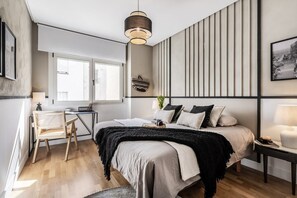 2 soverom, strykejern/-brett, wi-fi og sengetøy