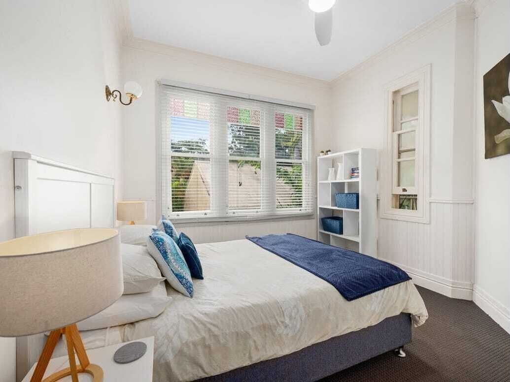 5 室のベッドルーム、アイロン / アイロン台、WiFi、ベッドシーツ