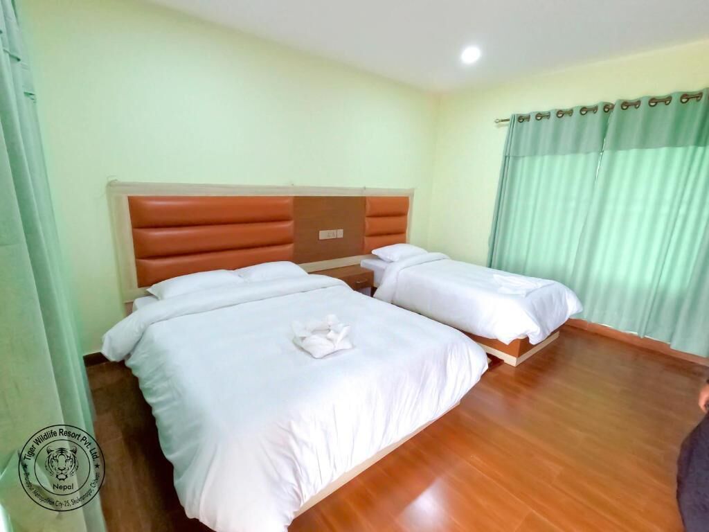 Phòng đôi Deluxe, 2 phòng ngủ, hút thuốc, quang cảnh vườn | Bộ đồ giường cao cấp, chăn bông, nệm có lớp đệm bông 