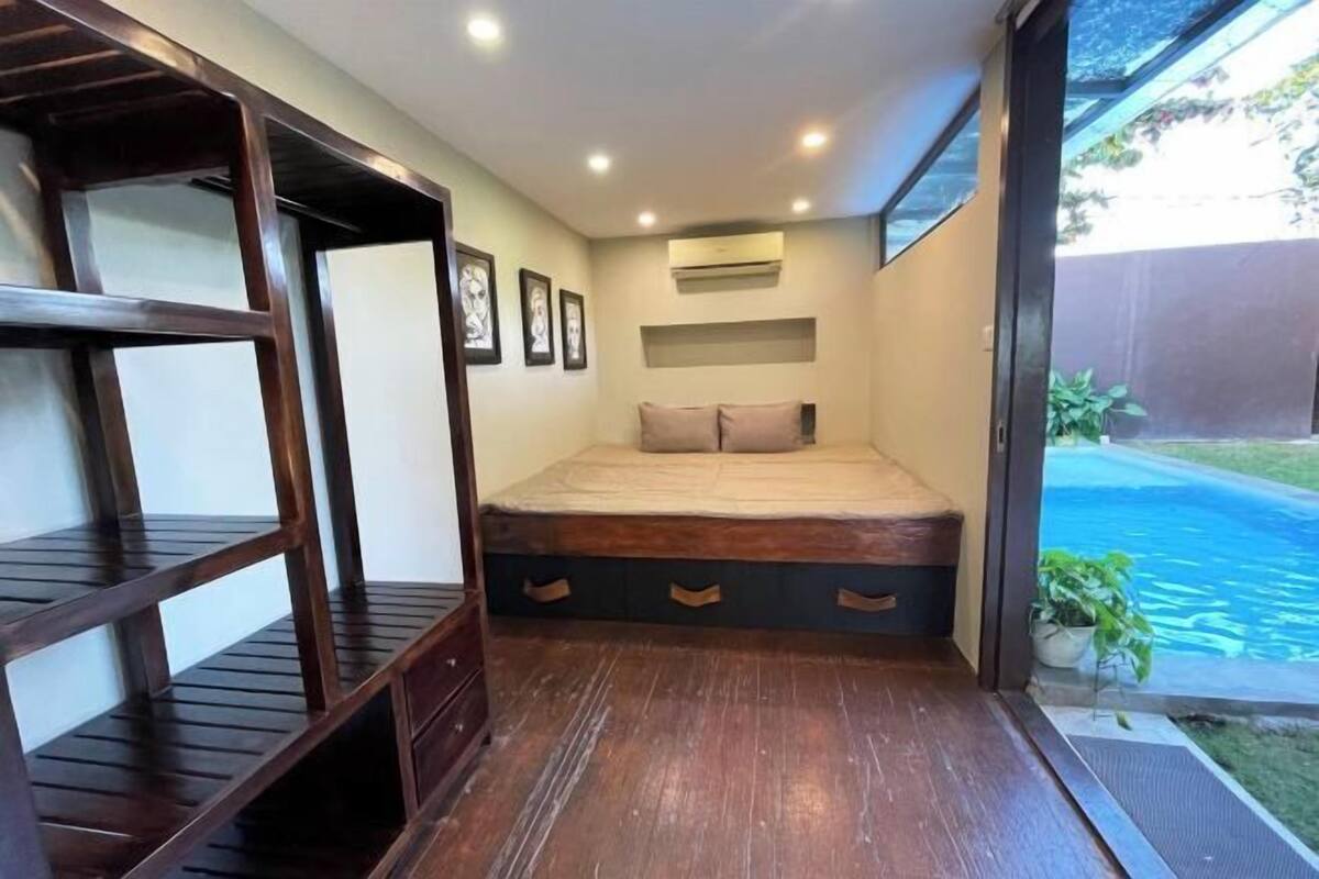 3 habitaciones, tabla de planchar con plancha, cunas y wifi gratis