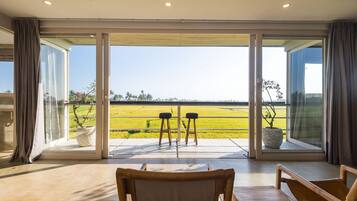 Design villa, 4 slaapkamers | Kameruitzicht