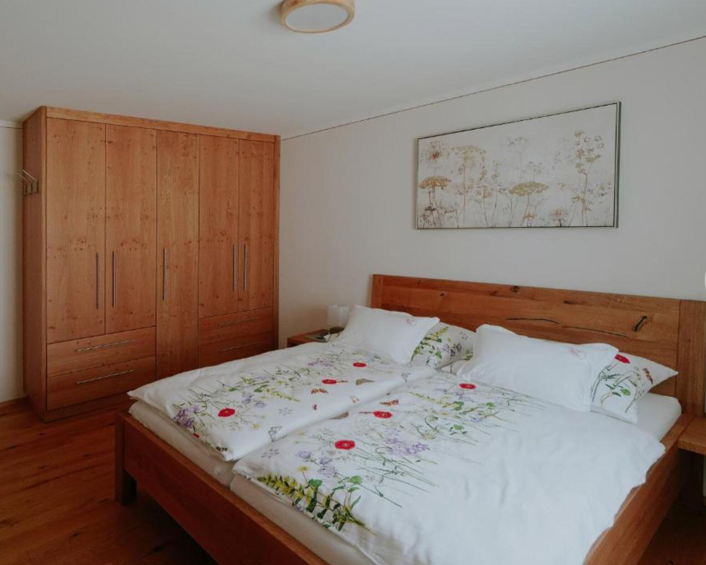 3 habitaciones, wifi gratis y ropa de cama 