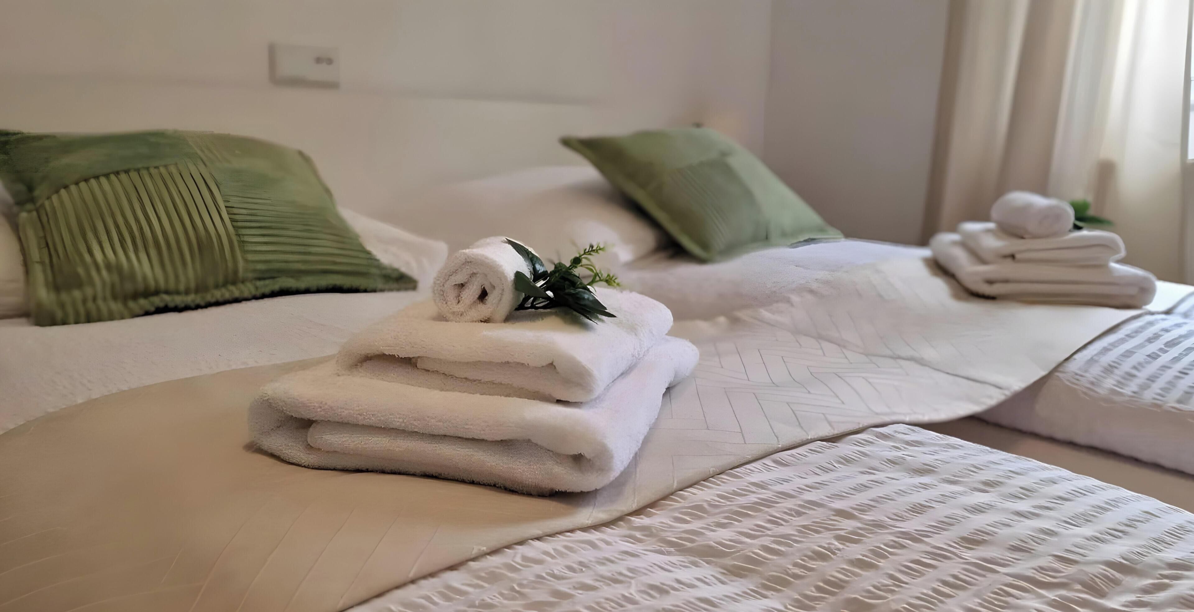 3 soverom, strykejern/-brett, wi-fi (inkludert) og sengetøy