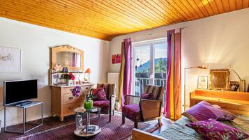 Fernseher, Stereoanlage