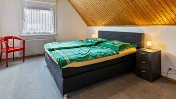 2 bedrooms, free WiFi, bed sheets