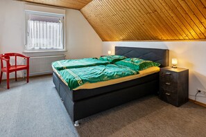 2 habitaciones, wifi gratis y ropa de cama 