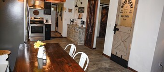 Fantastic Farmhouse with all the old world charm and modern amenities. Close to Murphy and Casino