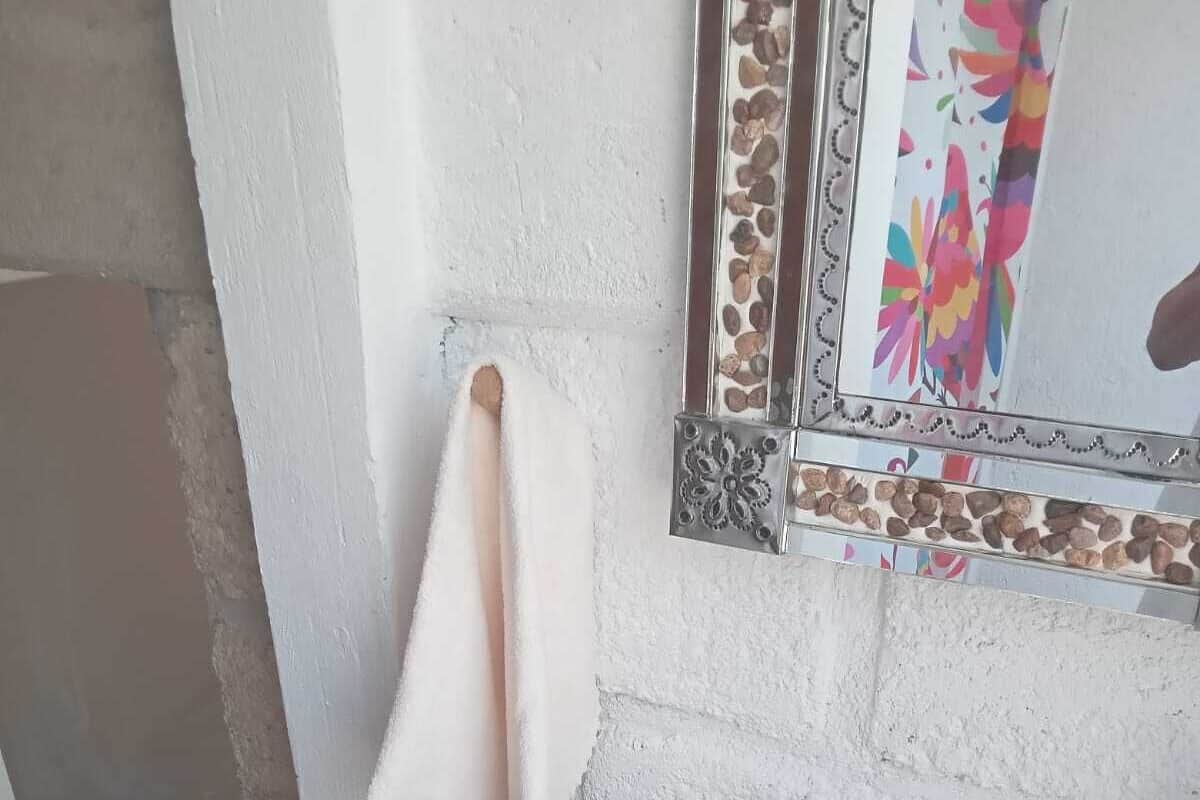 Junior Room | Bathroom | Shower, hair dryer, towels, soap