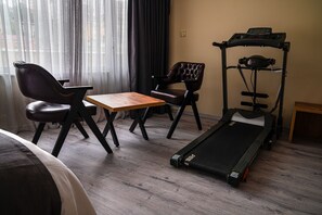 Deluxe Suite, Non Smoking, City View | Desk, laptop workspace, soundproofing, iron/ironing board