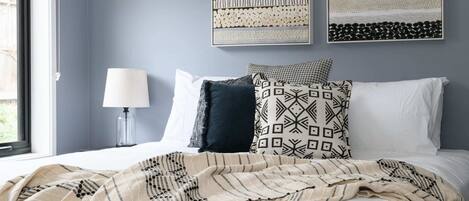 2 habitaciones, tabla de planchar con plancha, wifi y ropa de cama