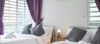 Puncak Alam Double Storey 10pax Family Free-wifi