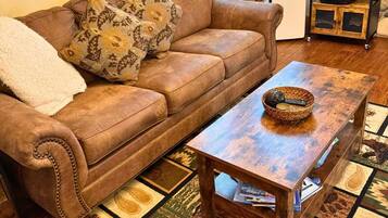 TV, fireplace, books, offices