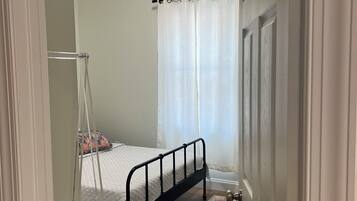 2 chambres, fer et planche Ă repasser, Wi-Fi gratuit, draps fournis