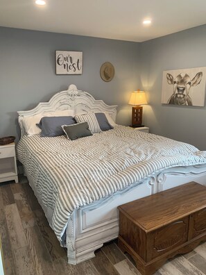 3 bedrooms, iron/ironing board, free WiFi, bed sheets