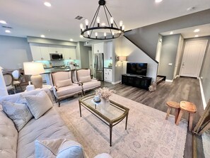 Smart-TV, Bücher, Computerbildschirme