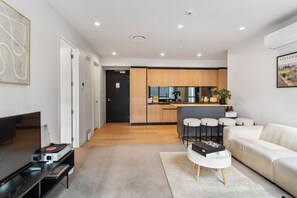 Living area - Modish living in Wynyard Quarter (Auckland)