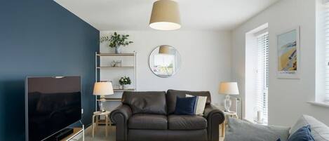TV, DVD player, offices