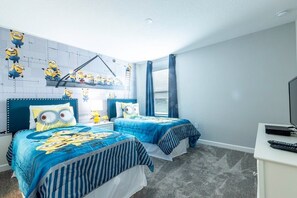 8 Schlafzimmer, Bügeleisen/Bügelbrett, Reisekinderbett, WLAN