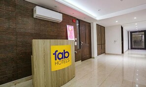 Reception - FabHotel RG Stay (New Delhi)