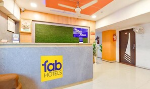 Reception - Fabhotel Blue Moon I (Ahmedabad)