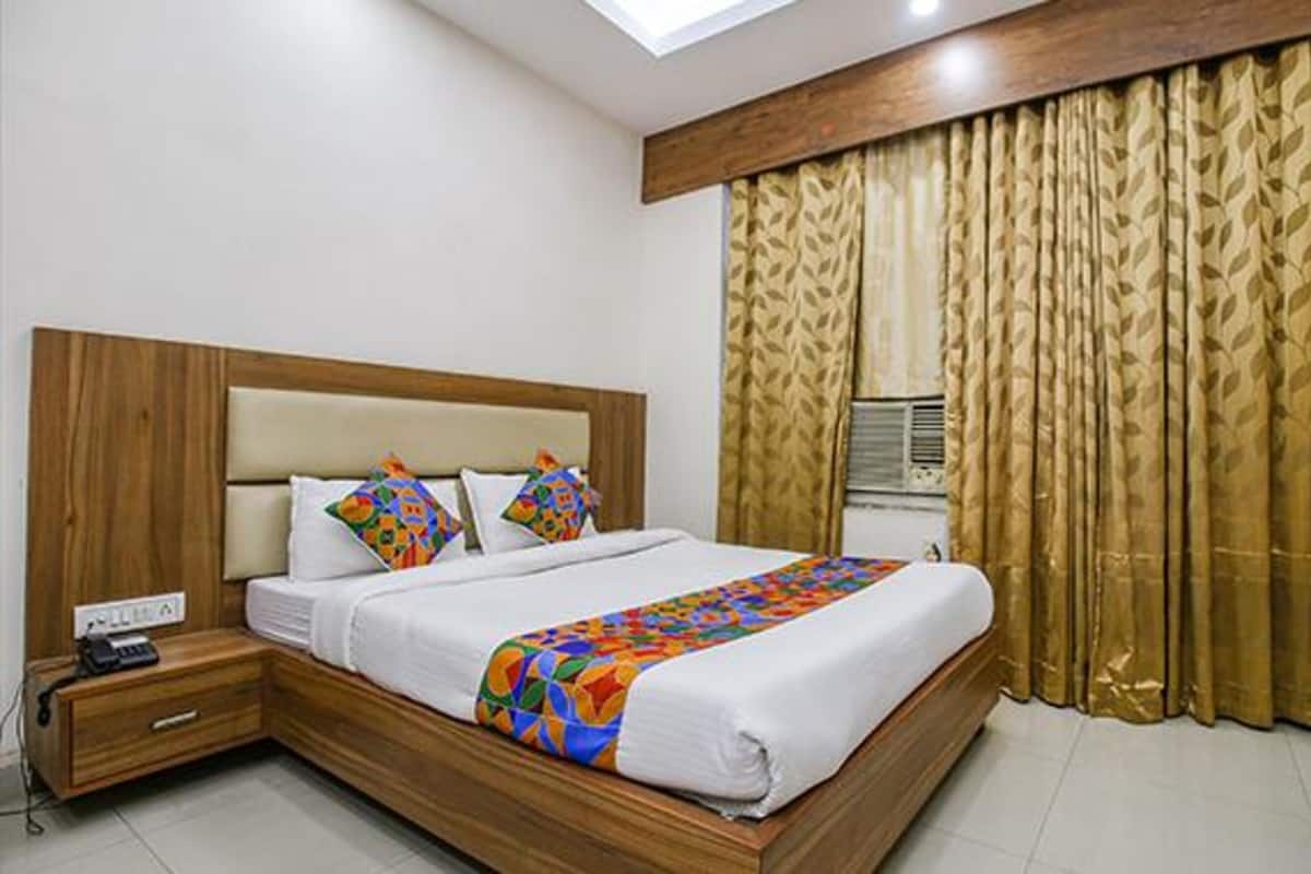 Habitación Deluxe, 1 cama doble | Sábanas de algodón egipcio, ropa de cama de alta calidad, caja fuerte