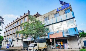 Exterior - FabHotel Classic Square I (Pune)