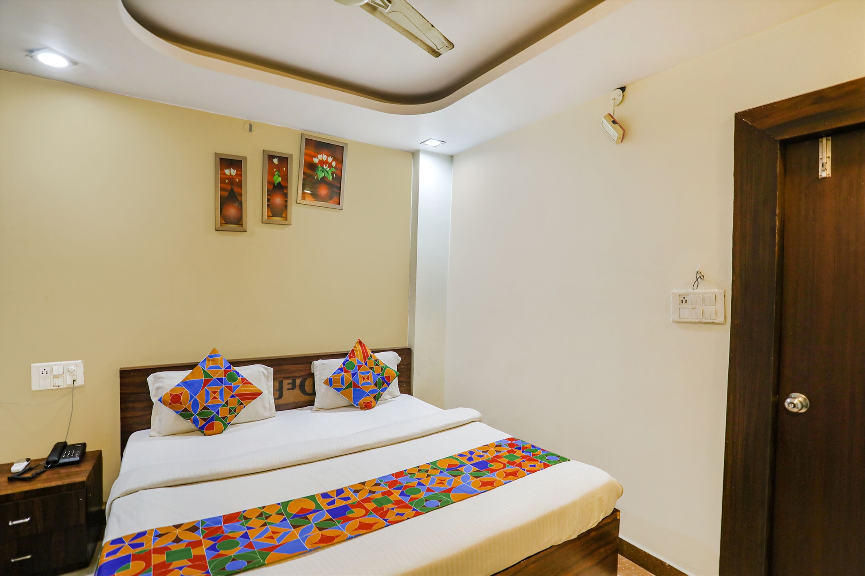 Executive Room, 1 King Bed | Egyptian cotton sheets, premium bedding, in-room safe, free WiFi