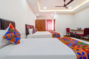 Egyptian cotton sheets, premium bedding, in-room safe