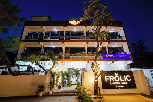 FabHotel Frolic Luxury Stay