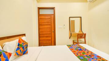 Egyptian cotton sheets, premium bedding, in-room safe, free WiFi