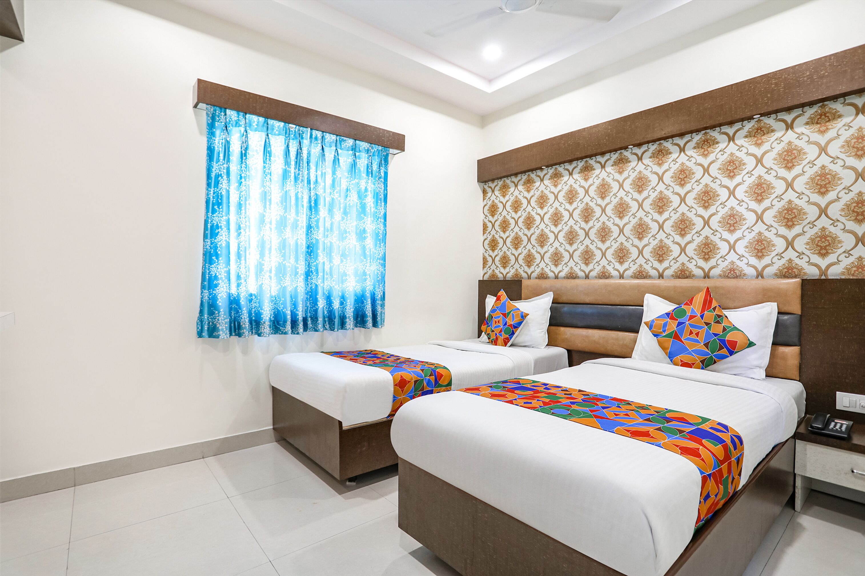 In-room safe, free WiFi, bed sheets