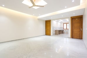 Lobby - Fabhotel Raahi Retreat (Gurugram)