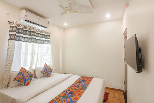 Fabexpress Shiva’S Inn