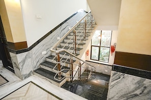Lobby - FabHotel MM Residency (Chennai)