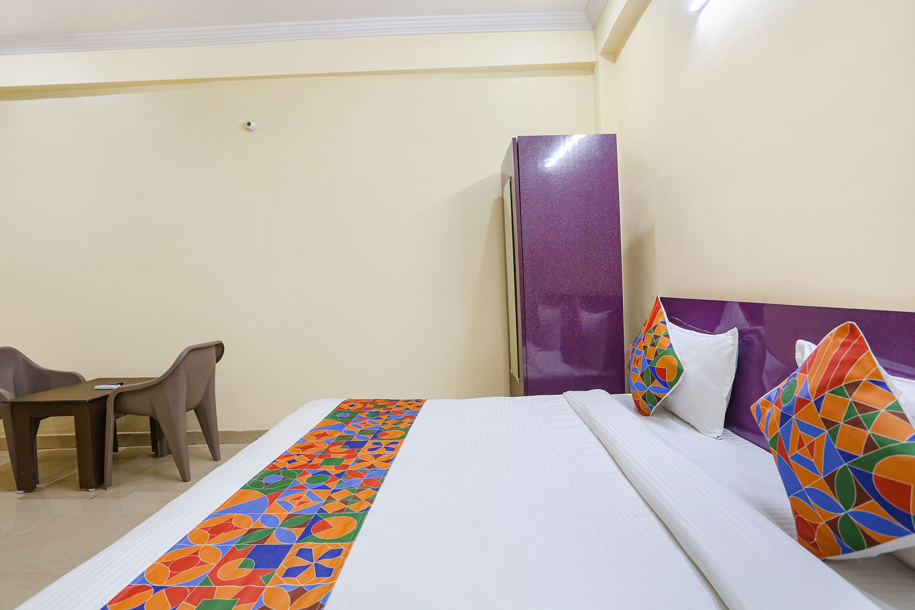 egyptian cotton sheets, premium bedding, in-room safe, free wifi