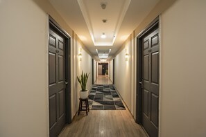 Lobby - Fabhotel Prime Cloud 9 (Ghaziabad)