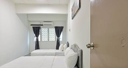 Hotel O S Homestay