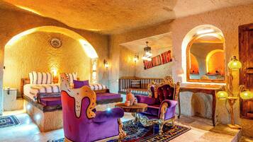 Deluxe Room | Premium bedding, individually decorated, individually furnished