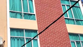 Bagian depan properti