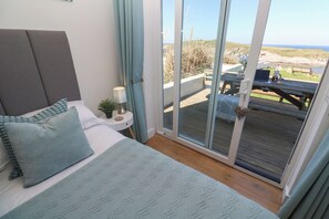 Cottage | 2 bedrooms, individually decorated, individually furnished, free WiFi - Island View (Newquay)