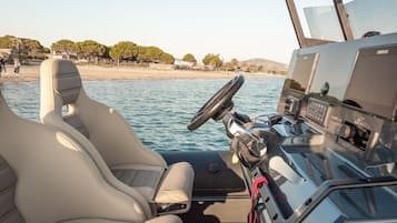 Una spiaggia nelle vicinanze, teli da spiaggia