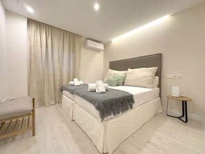 3 chambres, fer et planche à repasser, Wi-Fi gratuit, draps fournis