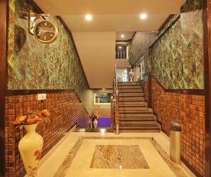 Interior detail - Hotel The Montreal Near by Dal Lake (Srinagar)