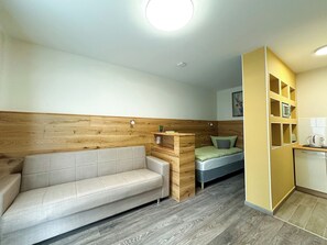 40-inch TV with satellite channels - Hotel Waldberg (Stolberg)