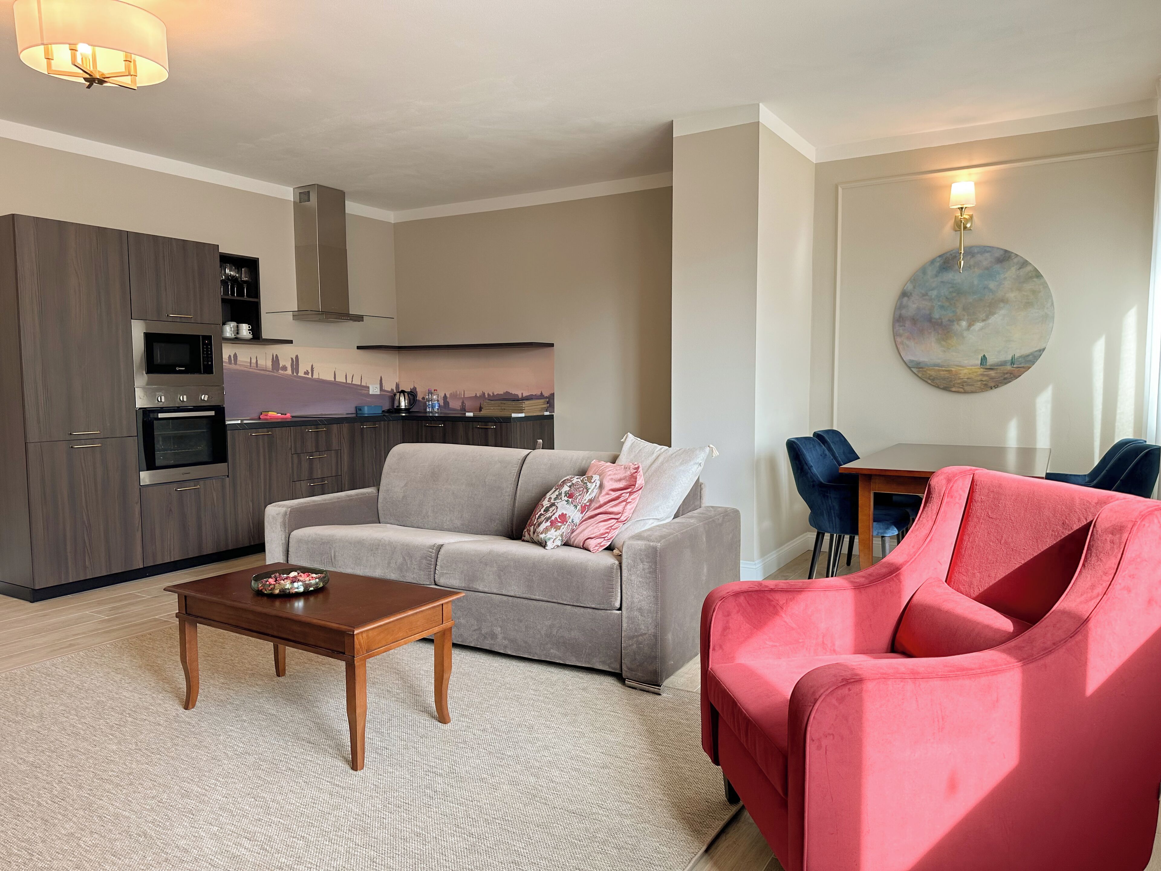 Douche, articles de toilette gratuits, serviettes fournies, savon