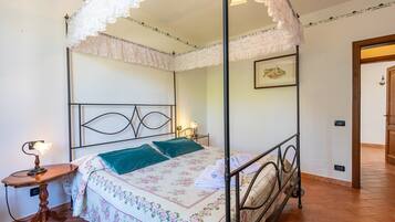 2 dormitorios, wifi gratis, ropa de cama
