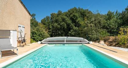 Holiday Home "Gîte Lou Barry" with Shared Pool & Wi-Fi